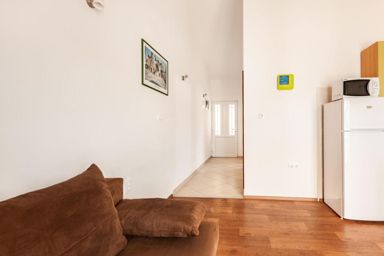 Apartments Lumaduma 特罗吉尔 外观 照片