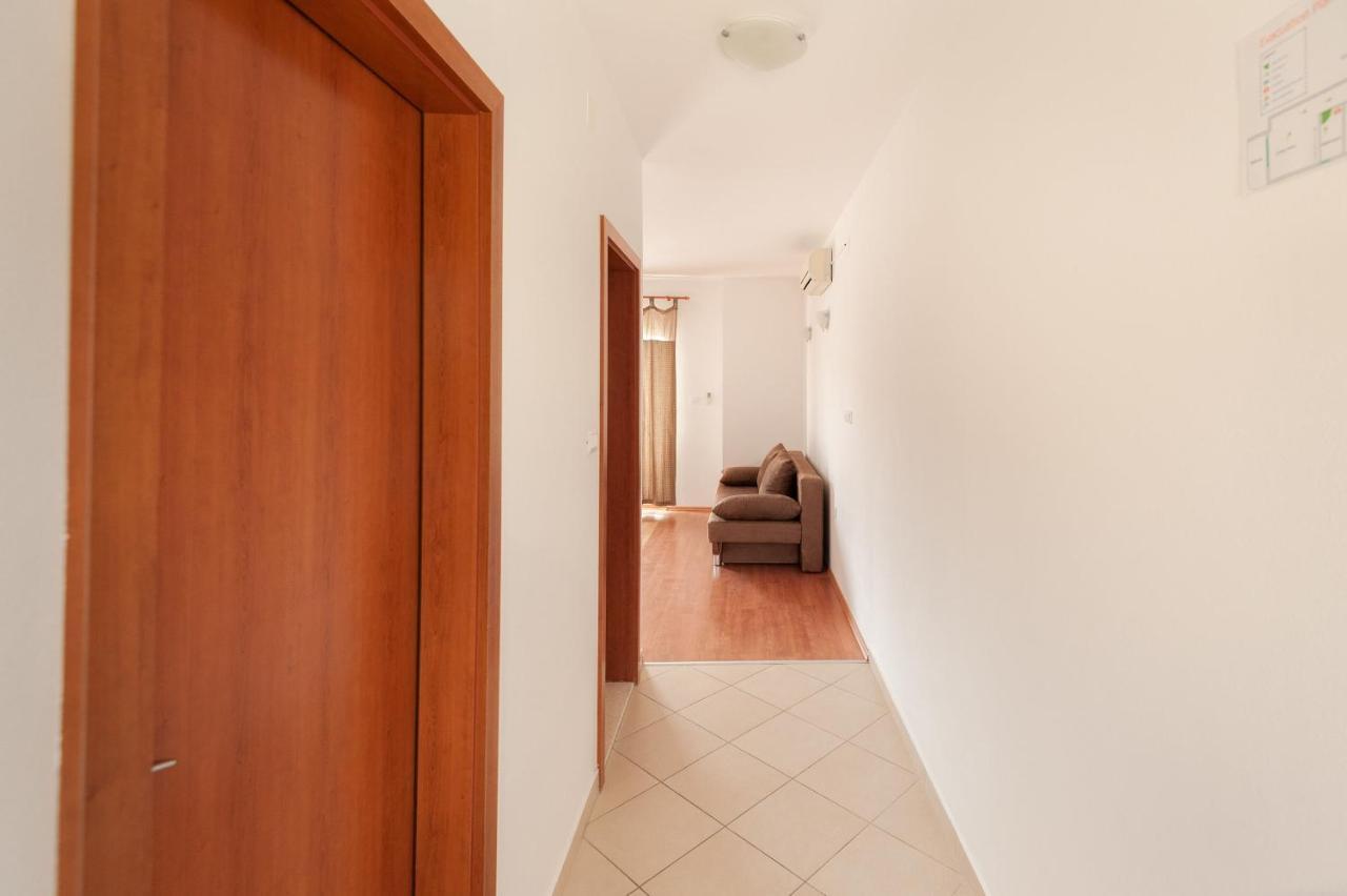 Apartments Lumaduma 特罗吉尔 外观 照片
